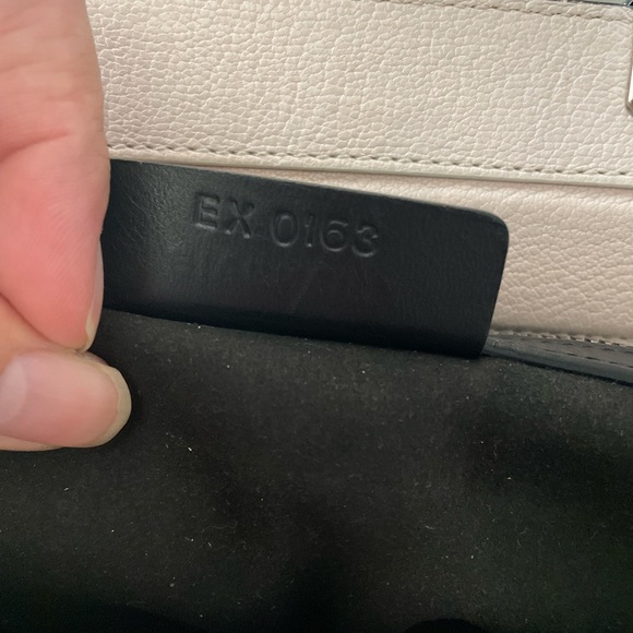 Givenchy HDG Bag - Picture 5 of 6